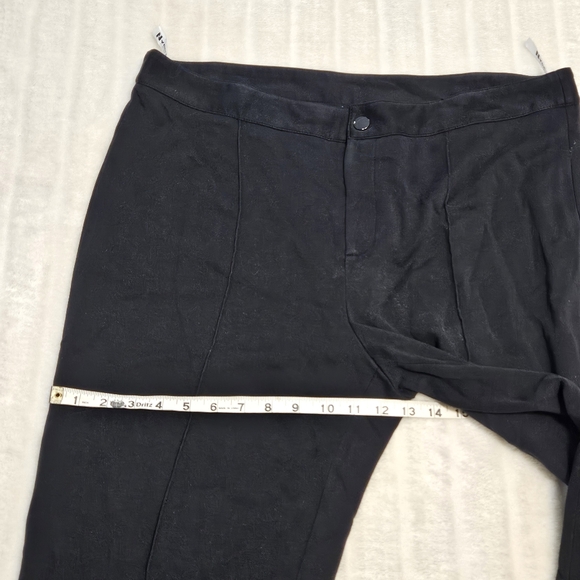 BOGO Free🦋 Nygard Black Flat Front Wide Leg Dress Pants - Picture 10 of 16